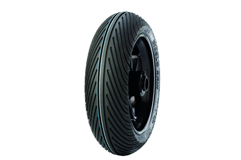Pneu PIRELLI DIABLO RAIN SCR1 140/70 R 17 NHS TL